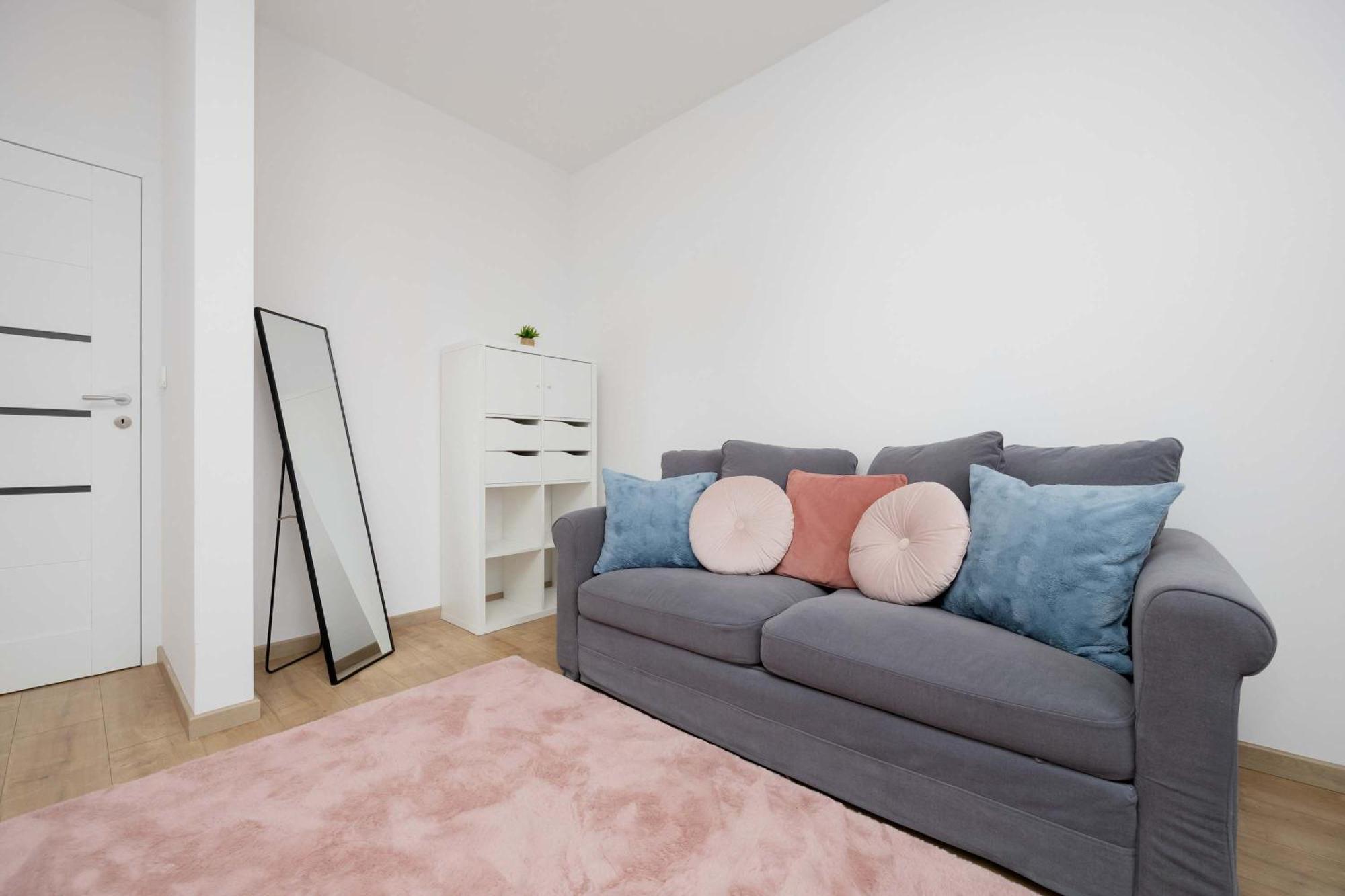 Family With Air Conditioning And Parking In Warsaw's Mokotow District By Renters Apartament *